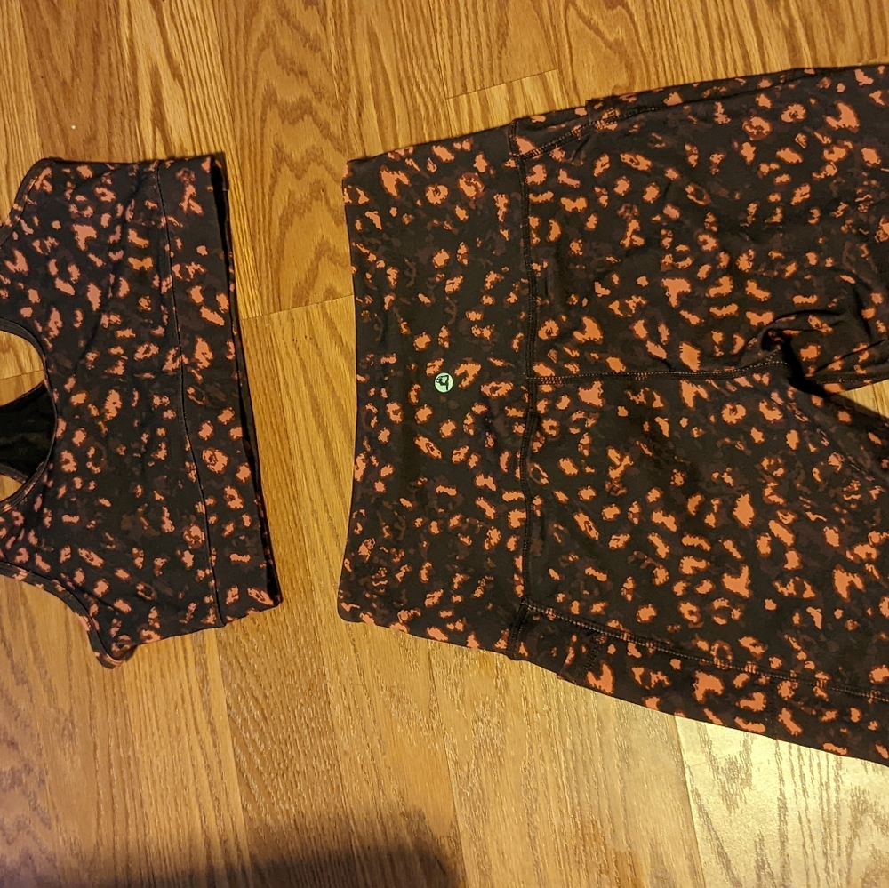 Athletic 2 piece workout outfit - Picture 1 of 6